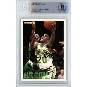 Gary Payton Autographed Seattle Sonics '94-95 Fleer Basketball Card Beckett Slab